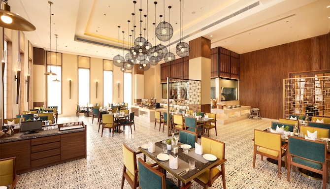 Sarovar Portico Sector 85 Gurgaon - RESTAURANT