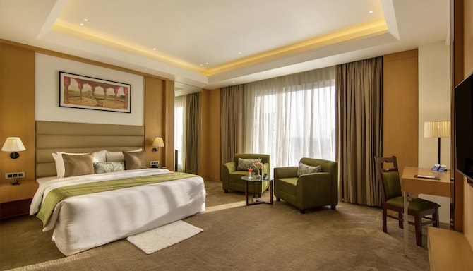 Sarovar Portico Sonipat - Deluxe Suite
