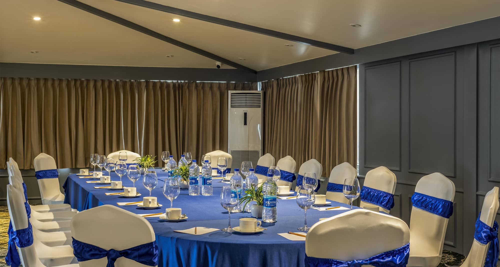 SAROVAR PORTICO SRINAGAR - Meeting Room