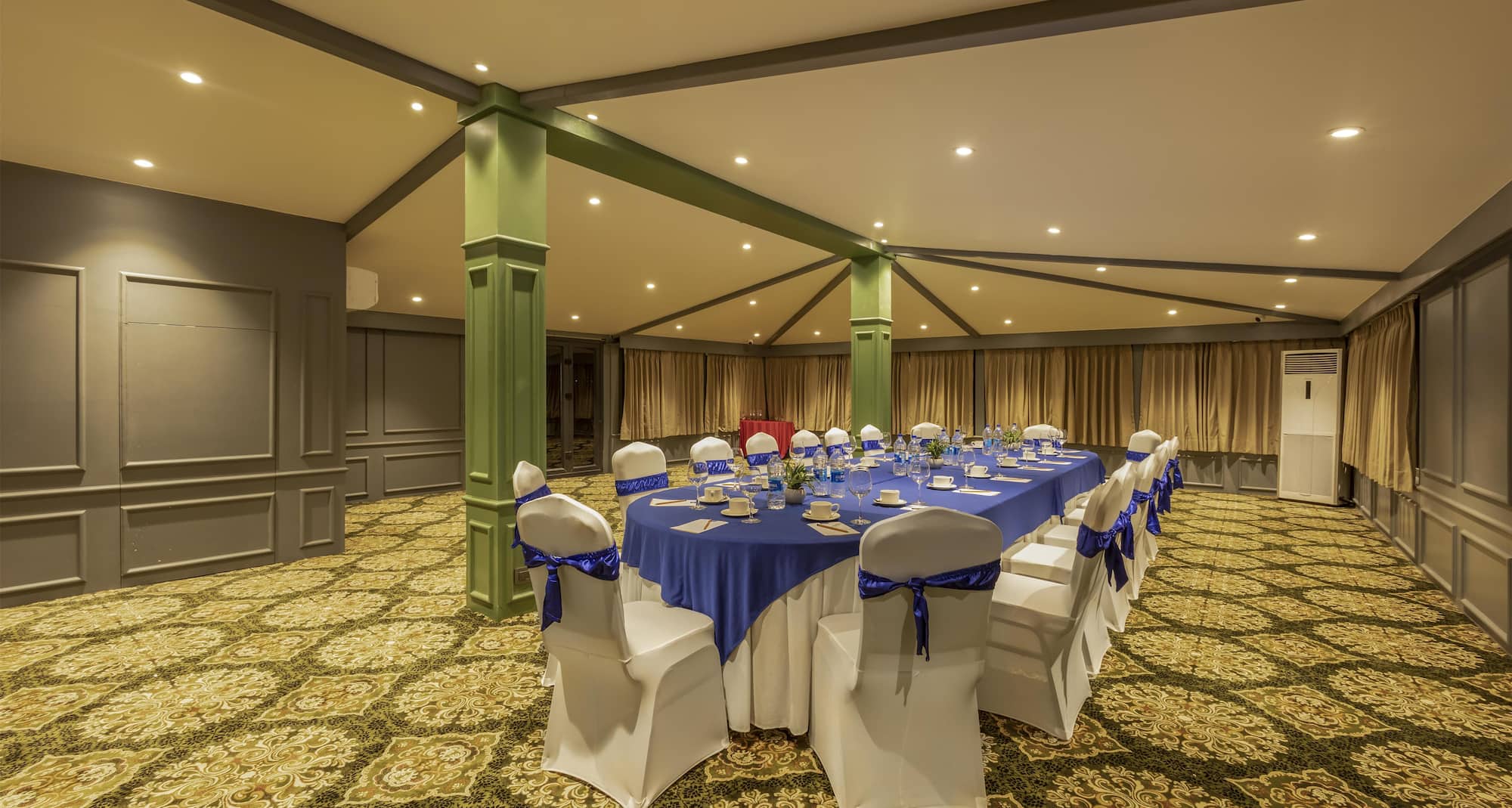 SAROVAR PORTICO SRINAGAR - Meeting Room