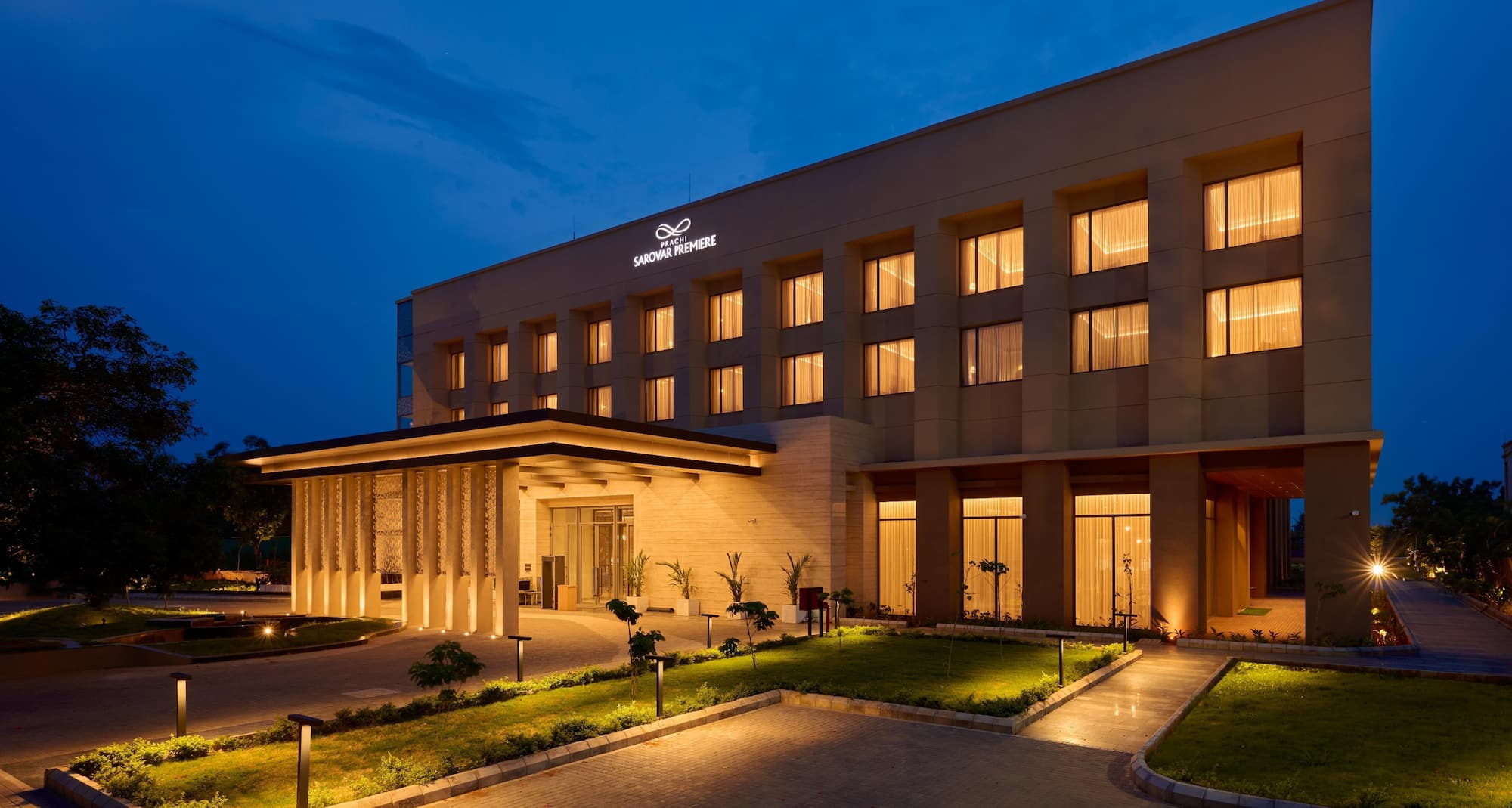 Prachi Sarovar Premiere Bhubaneshwar - FACADE