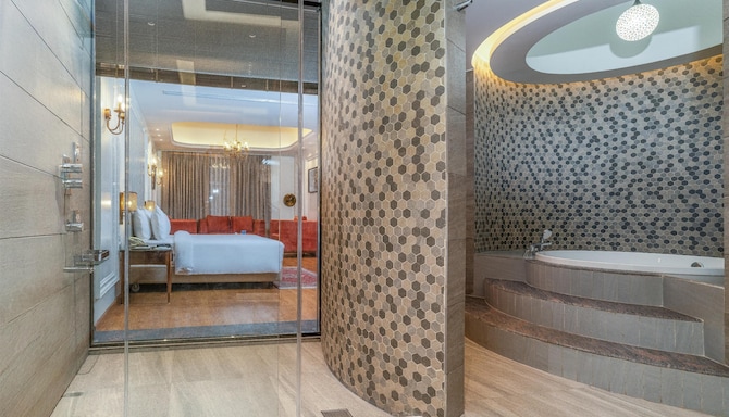 Sarovar Premiere Srinagar - Premium Suite - Two Bed Room