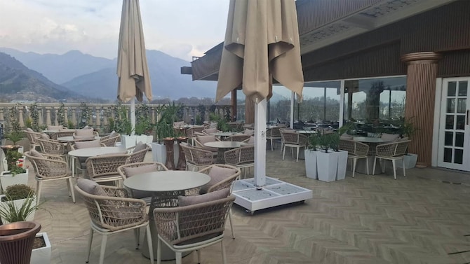 Sarovar Premiere Srinagar - Restaurant