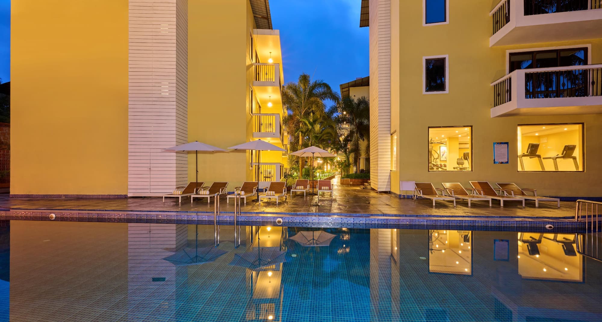 SEA BREEZE SAROVAR PORTICO VARCA GOA - Pool