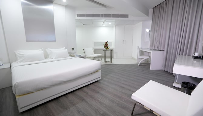 Club Room