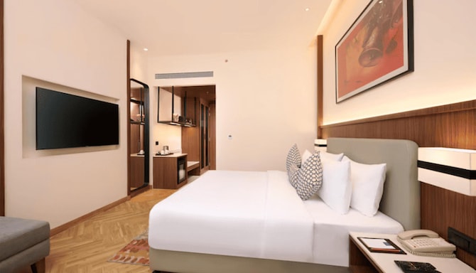 Skywings Sarovar Portico Mathura - DELUXE ROOM Skywings Sarovar Portico Mathura