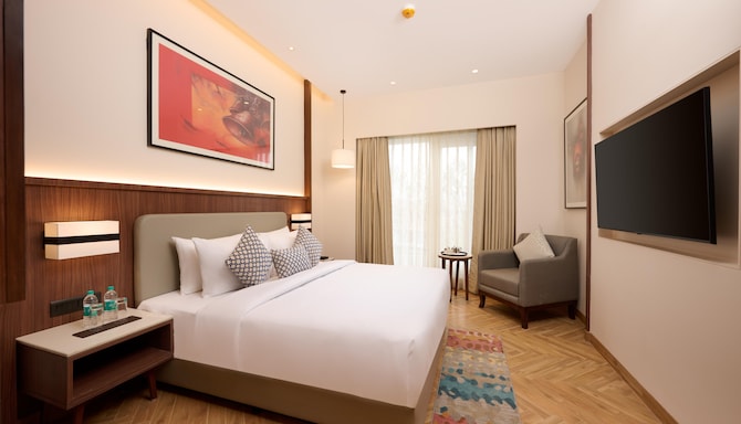 Skywings Sarovar Portico Mathura - Standard King