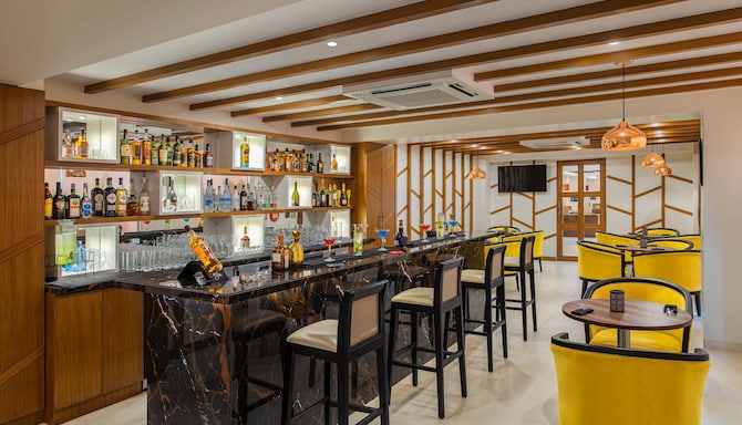 Sobit Sarovar Portico Goa - Bar
