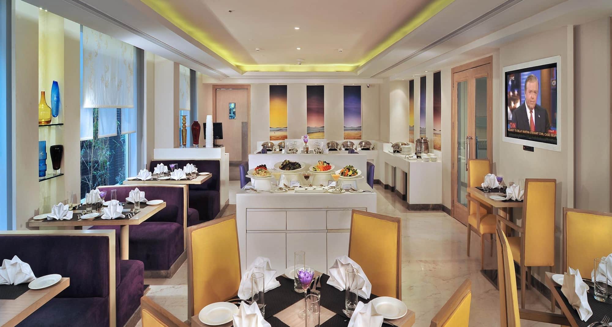 The Ashtan Sarovar Portico Delhi - Coffee Shop