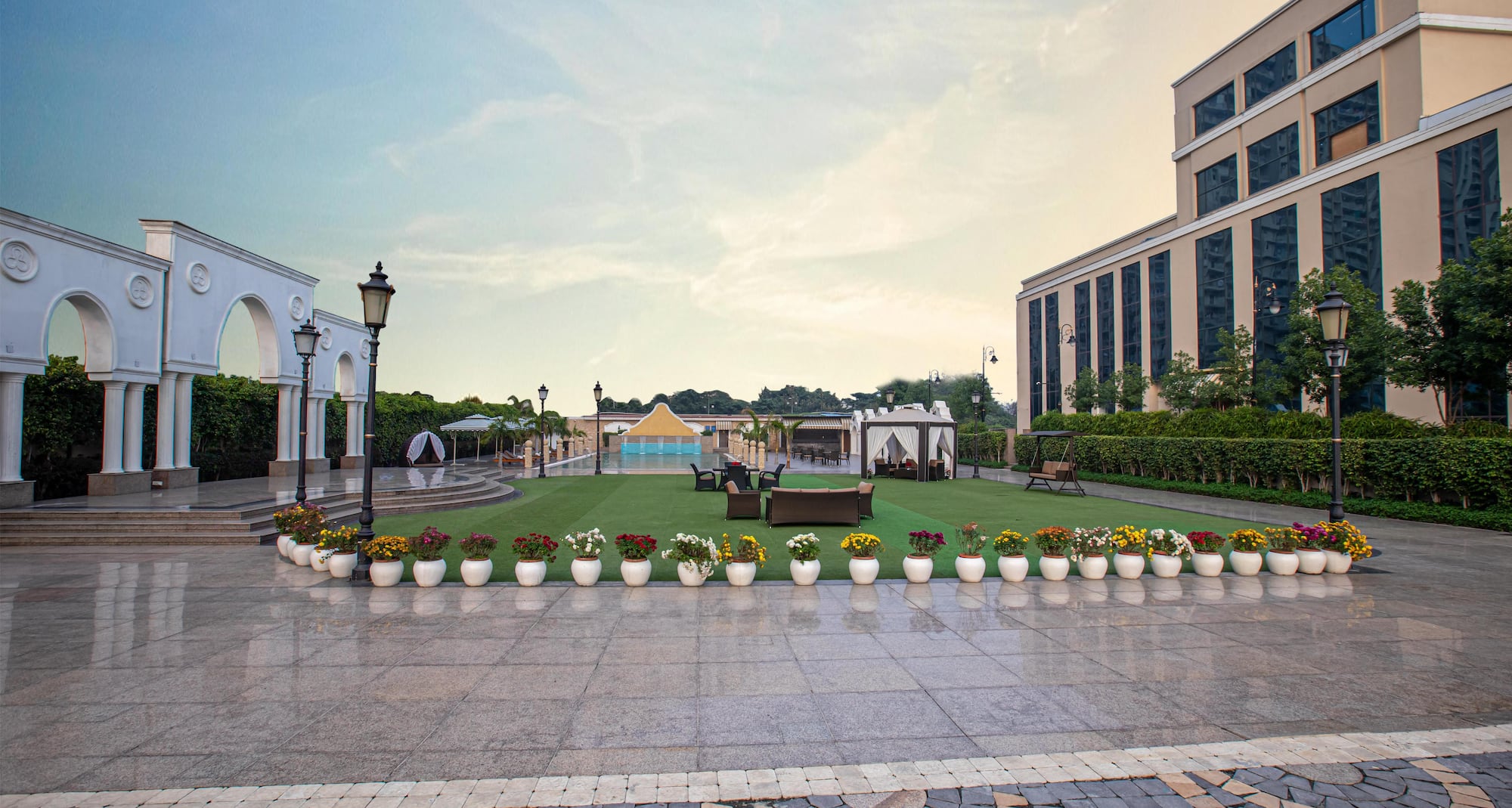 THE GAURS SAROVAR PREMIERE - Poolside
