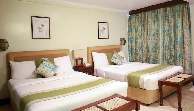 The Heron By Sarovar Portico India - Guest room