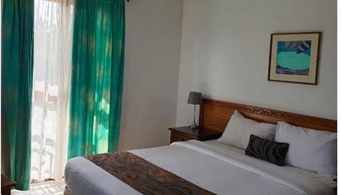 The Heron By Sarovar Portico India - Premiere Suite