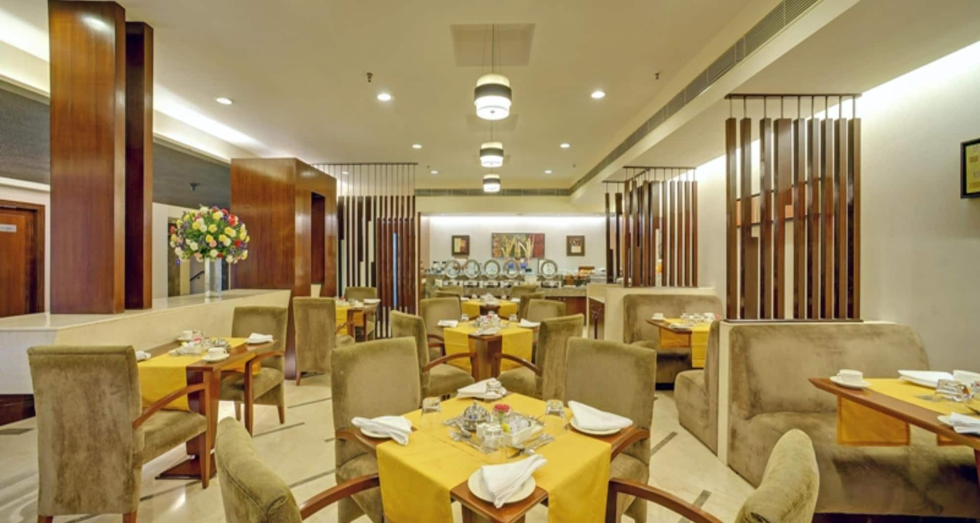 The Muse Sarovar Portico Nehru Place New Delhi - coffee shop