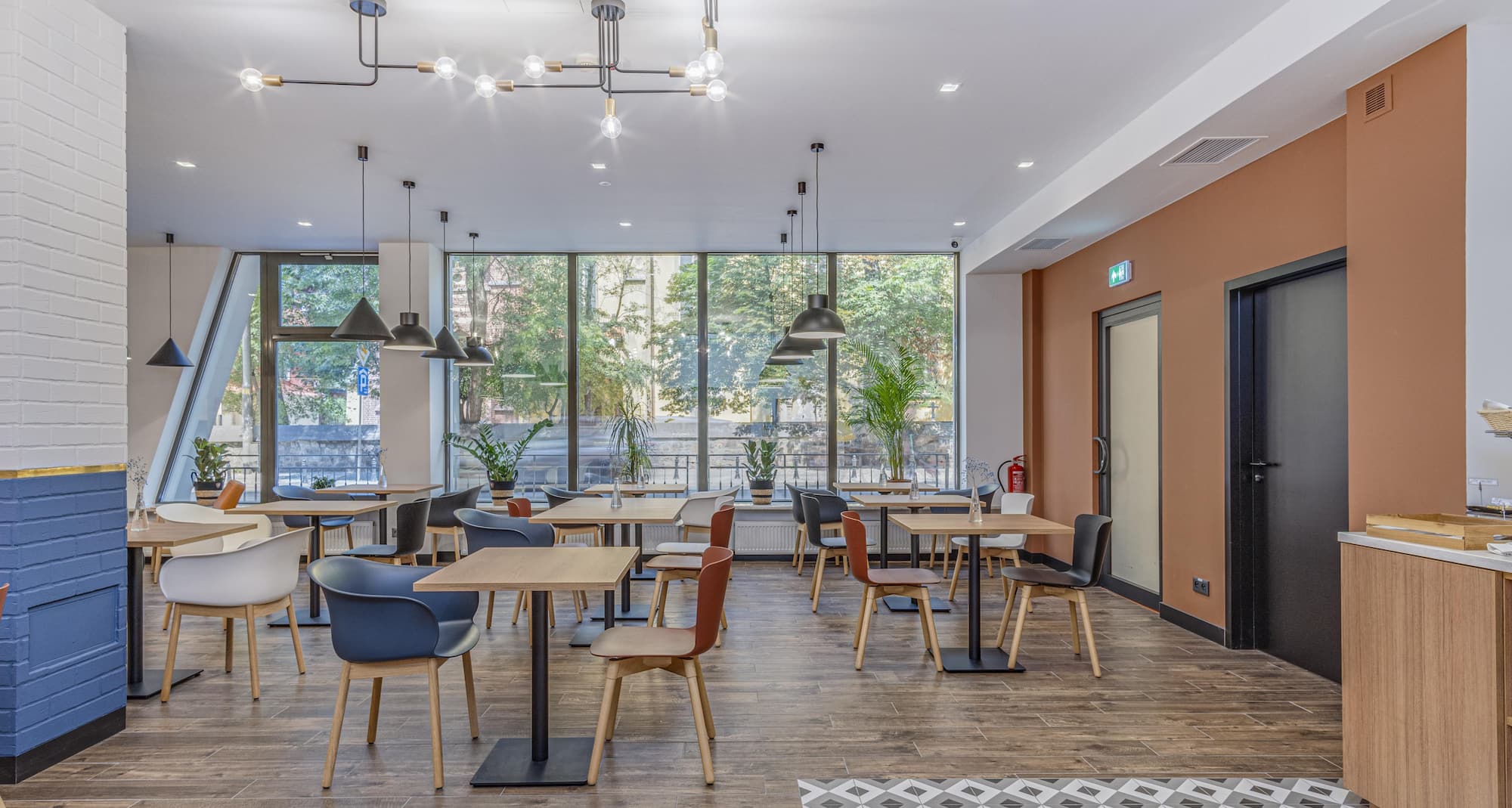 TULIP HOTELS – WROCLAW CENTRE - DSC lamp