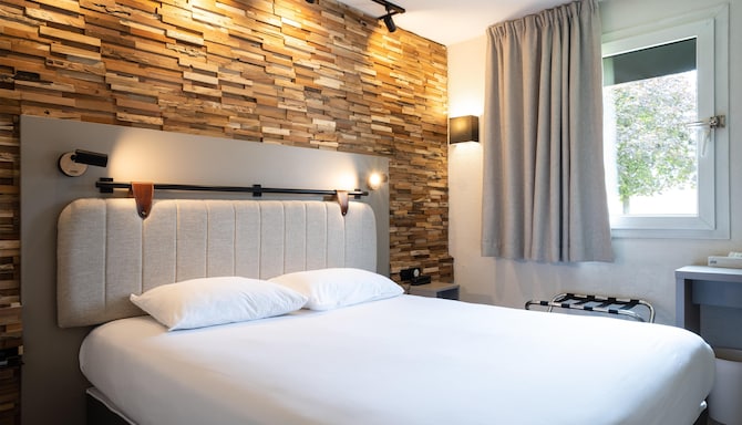 TULIP INN BEAUNE - HotelTulipInn Leschambres Septembre LionelDUPOUY Photographie