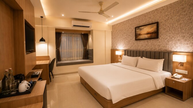 Tulip Inn Bengaluru Hoodi - Deluxe King Room