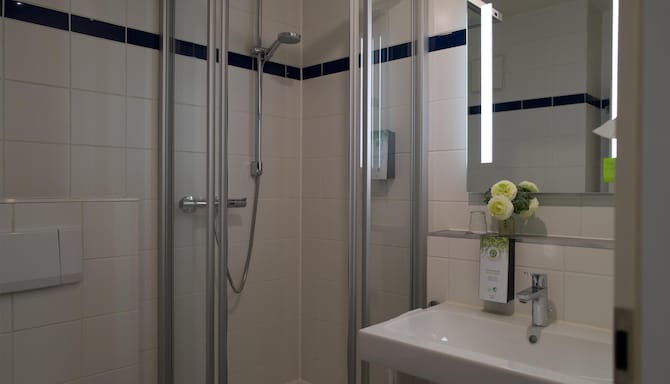 TULIP INN FRANKFURT AIRPORT - Tulip Inn Frankfurt Airport Bath