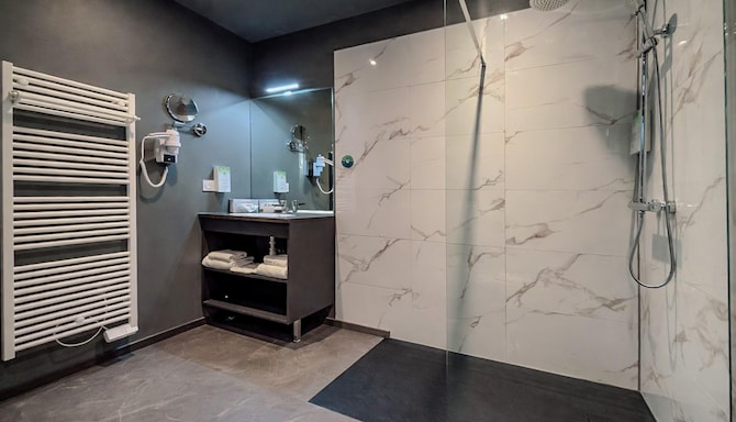 TULIP INN HONFLEUR RESIDENCE - tulipinn honfleur hotel spa et residence