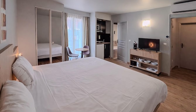 TULIP INN HONFLEUR RESIDENCE - tulipinn honfleur hotel spa et residence