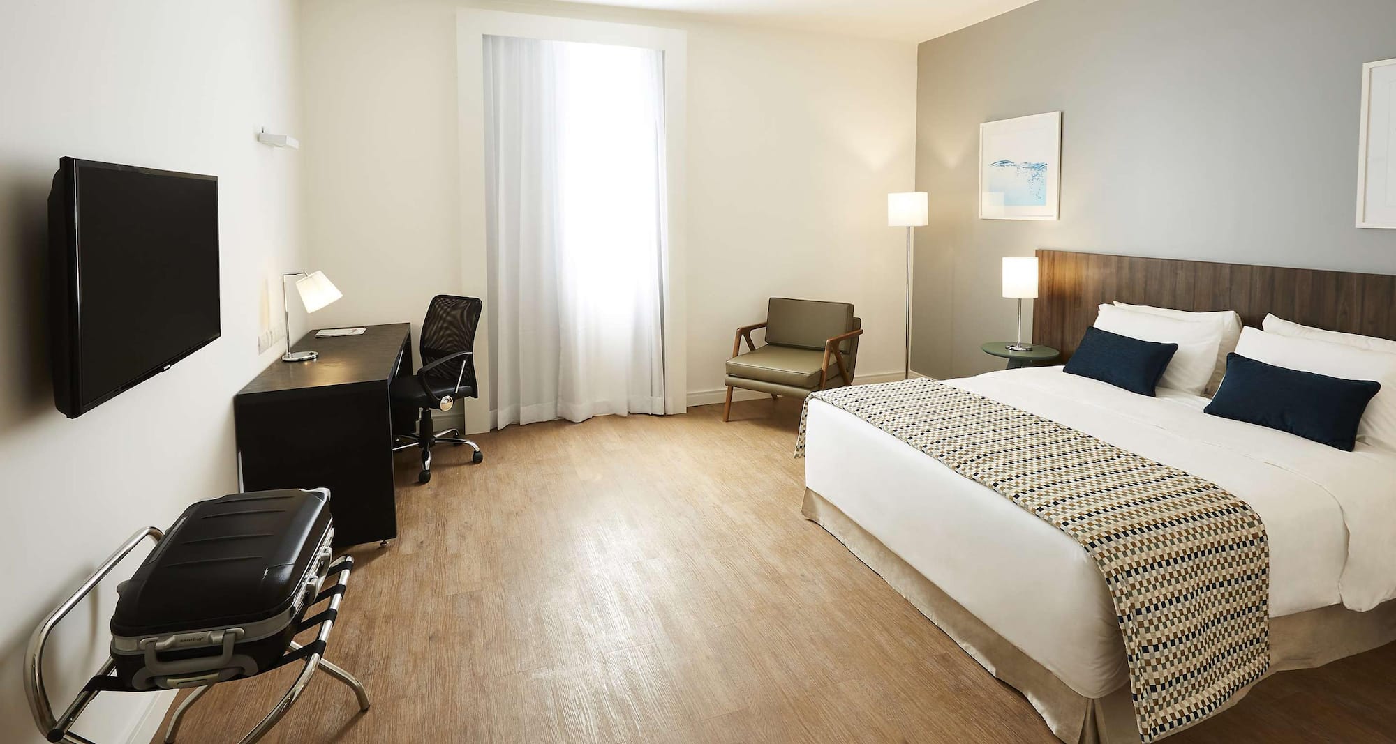 Tulip Inn Itaguai - Guest Room