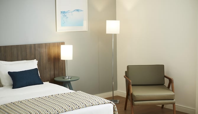 Tulip Inn Itaguai - livre