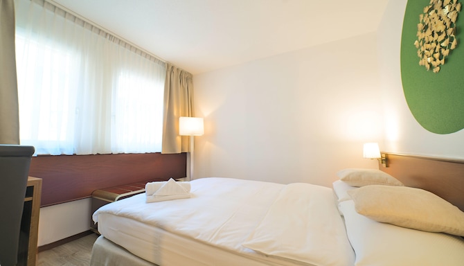 Tulip Inn Lausanne Beaulieu - Gaestezimmer