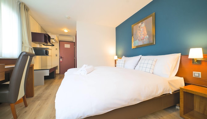Tulip Inn Lausanne Beaulieu - Gaestezimmer