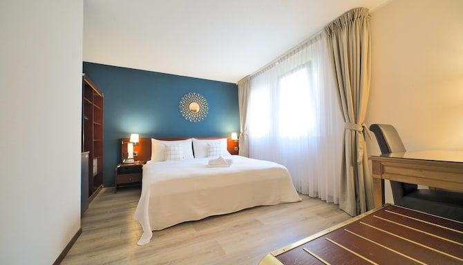 Tulip Inn Lausanne Beaulieu - Gaestezimmer