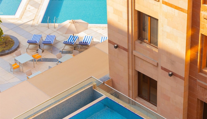 TULIP INN MAJAN HOTEL & SUITES SALALAH - Vue de la piscine