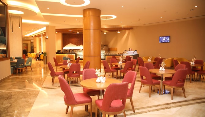 Tulip Inn Majan Salalah - Ristretto Cafe