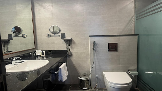 TULIP INN MAJAN HOTEL & SUITES SALALAH - Suite Bad