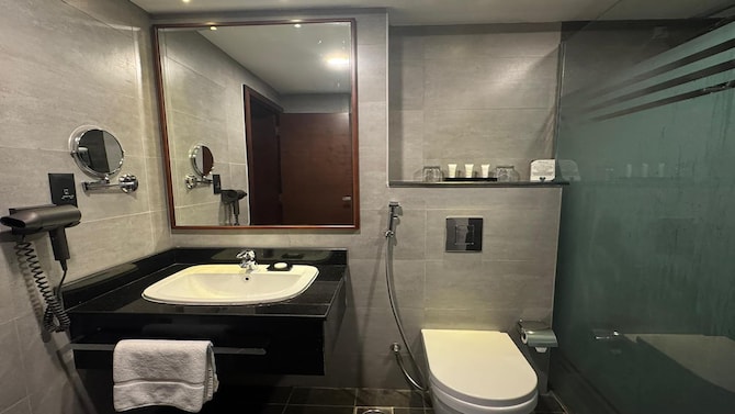 TULIP INN MAJAN HOTEL & SUITES SALALAH - Suite Bad