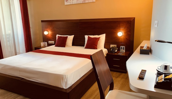 Tulip Inn Sainte Clotilde La Reunion - IMG