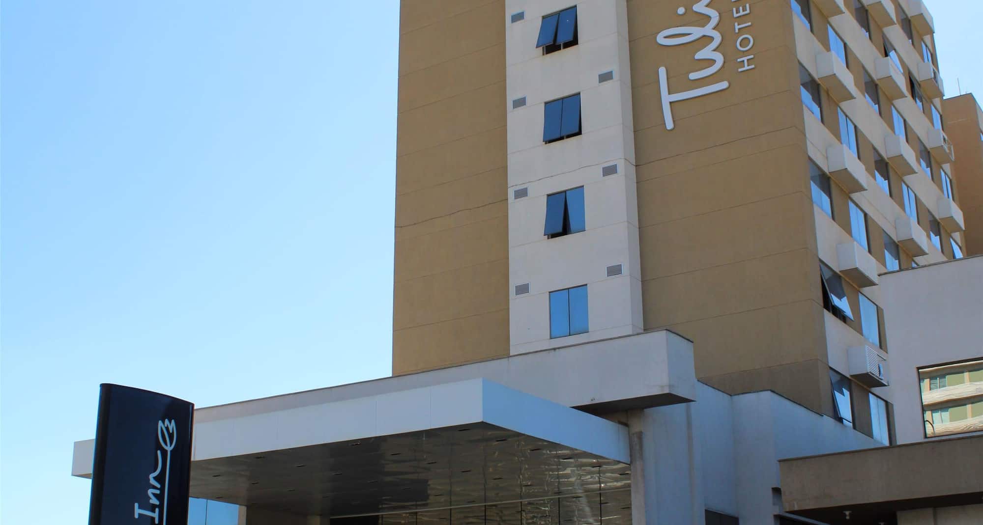 Tulip Inn Sete Lagoas - Fachada