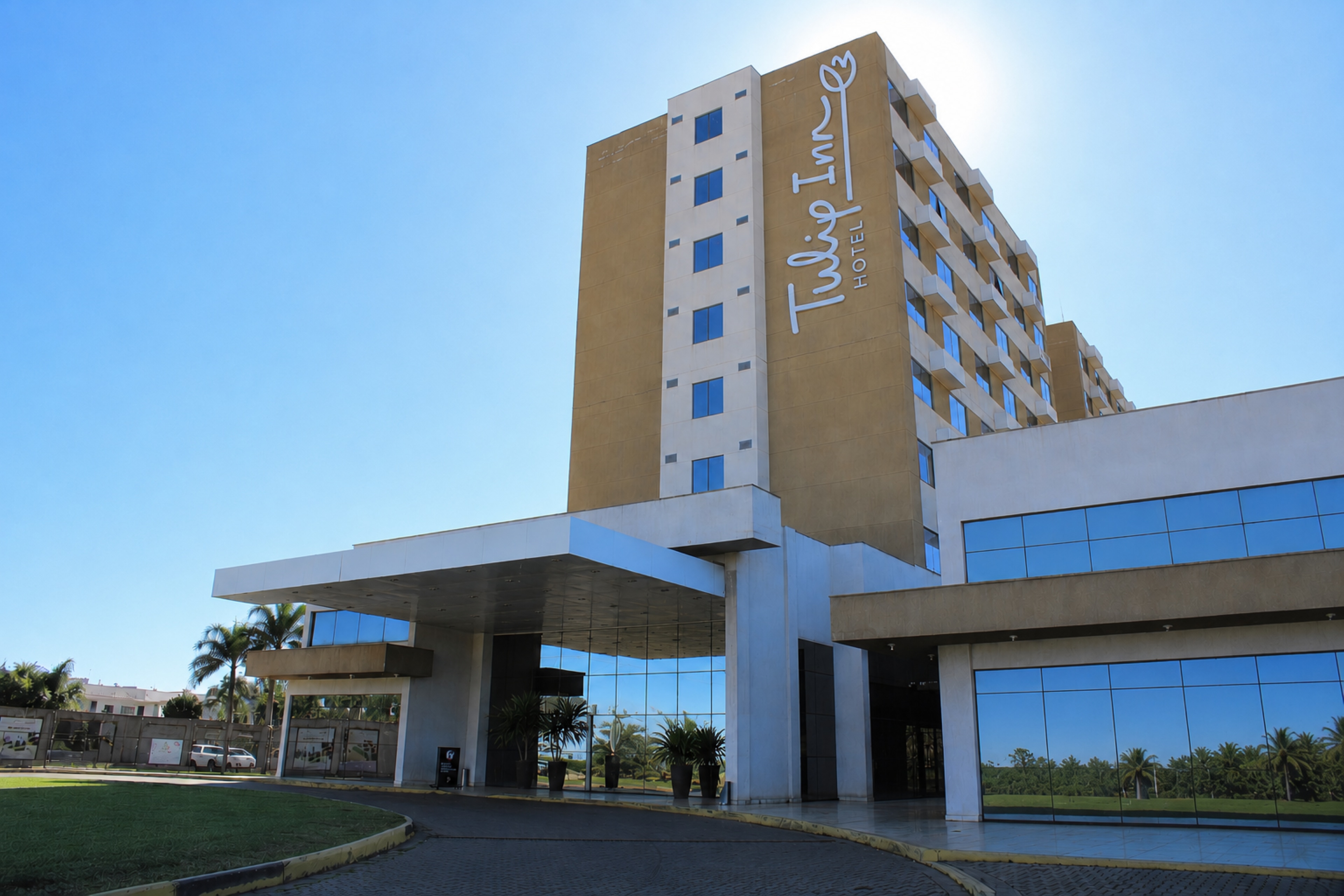 Tulip Inn Sete Lagoas - fachada sete lagoas