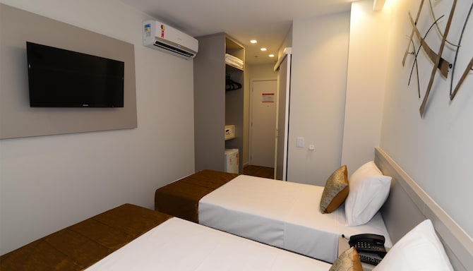 Tulip Inn Vila Velha - Standard Room Twin - Antiga