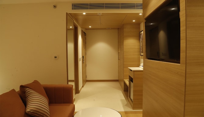 Tulip Inn Zirakpur - Executive