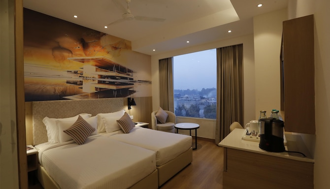 Tulip Inn Zirakpur - Deluxe Twin