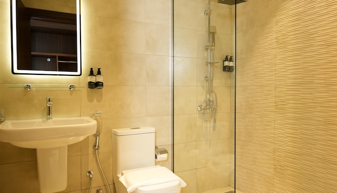 Tulip Residences Muscat The Village - Guest room bath