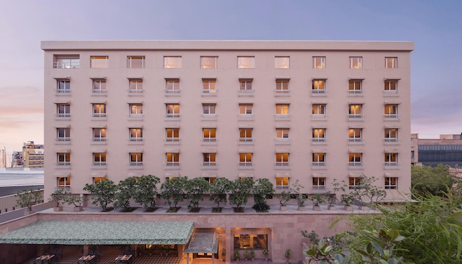 V SAROVAR PORTICO MI ROAD JAIPUR - Vue extérieure