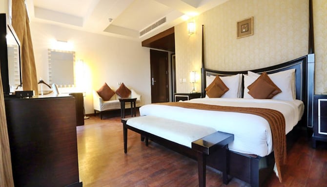 Venizia Sarovar Portico Delhi - Super Deluxe Room