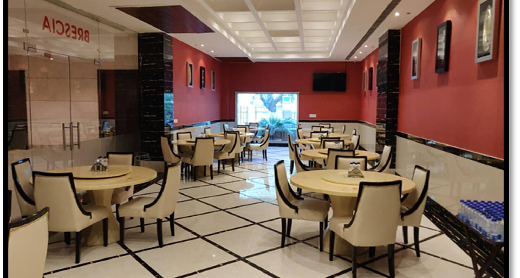 Venizia Sarovar Portico Delhi - Restaurant